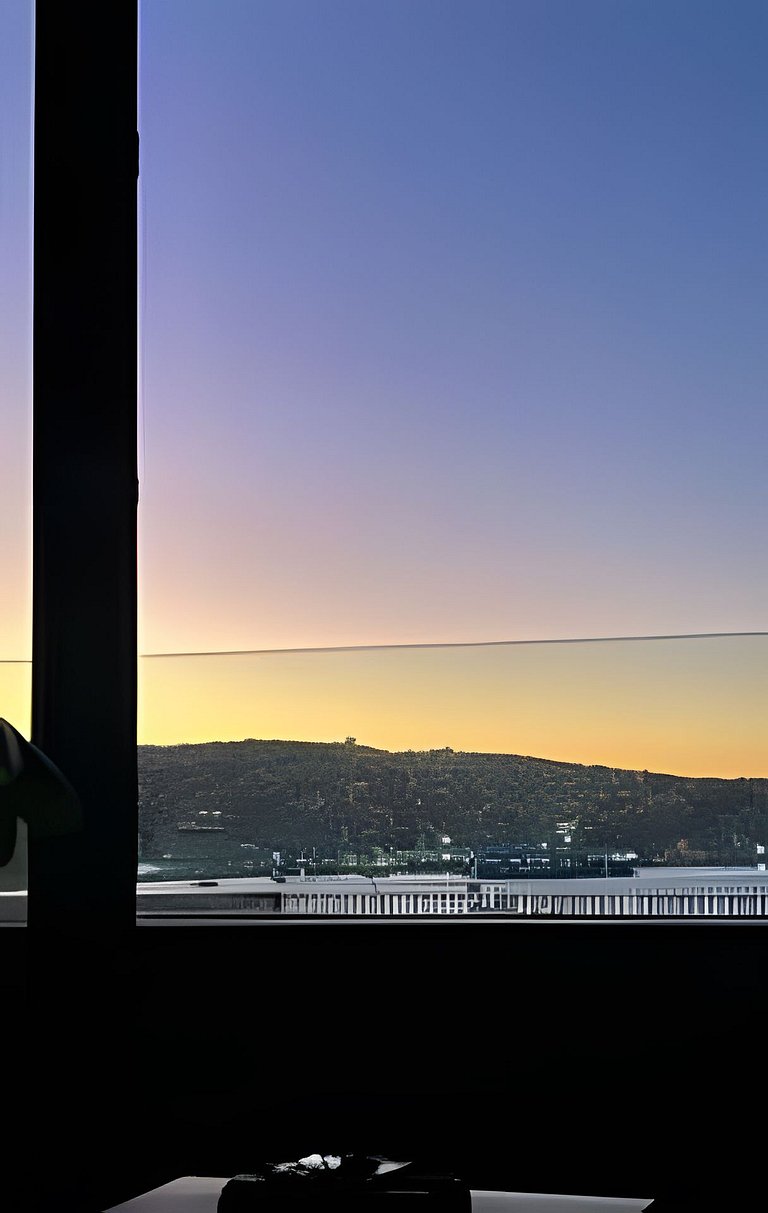 Valparaíso con vista a la bahía