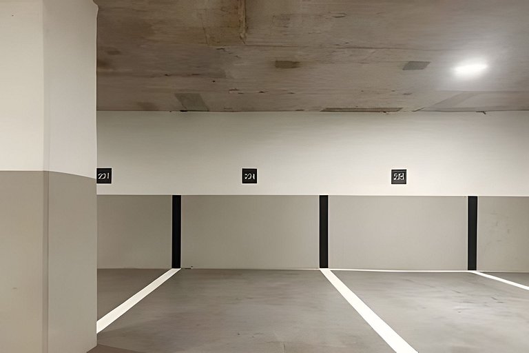Cerca Barrio Italia con estacionamiento gratuito
